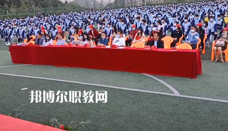 六盤水鐘山區(qū)職業(yè)技術(shù)學(xué)校2022年報(bào)名條件、招生要求、招生對象