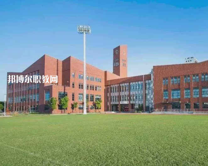 彌渡縣職業高級中學2022年學費、收費多少