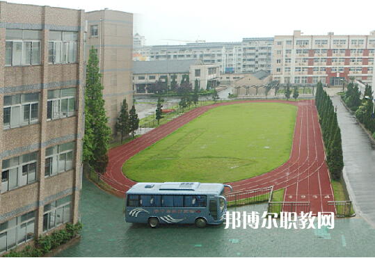揚(yáng)州市弘揚(yáng)中等專業(yè)學(xué)校2022年報(bào)名條件、招生要求、招生對(duì)象