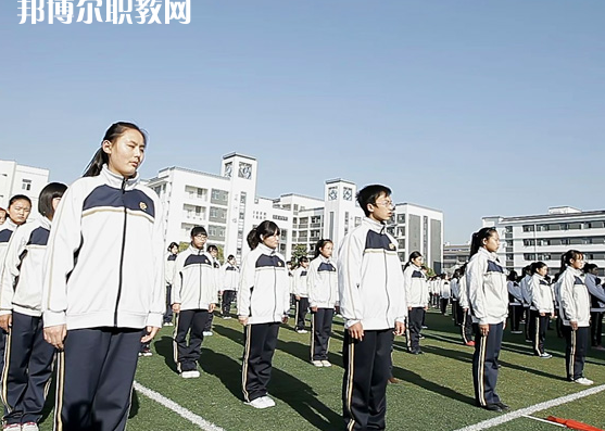 揚州旅游商貿學校2022年招生辦聯系電話