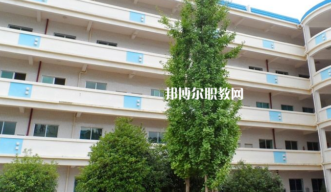 貴陽衛生學校2022年報名條件、招生要求、招生對象