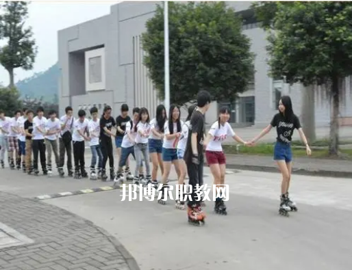 內(nèi)江大千職業(yè)技術(shù)學(xué)校2022年報(bào)名條件、招生要求、招生對象