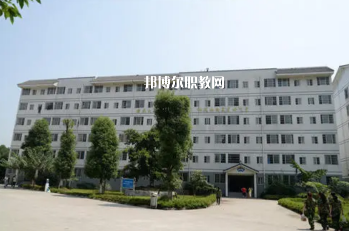 姚安縣職業(yè)高級中學(xué)2022年報名條件、招生要求、招生對象