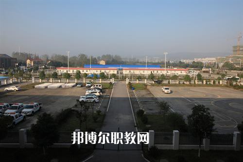 安徽滁州技師學(xué)院2022年報(bào)名條件、招生要求、招生對(duì)象
