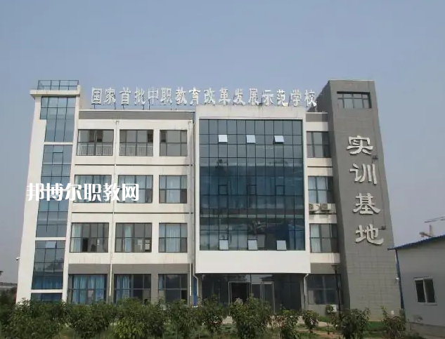 邢臺現(xiàn)代職業(yè)學(xué)校2022年報名條件、招生要求、招生對象