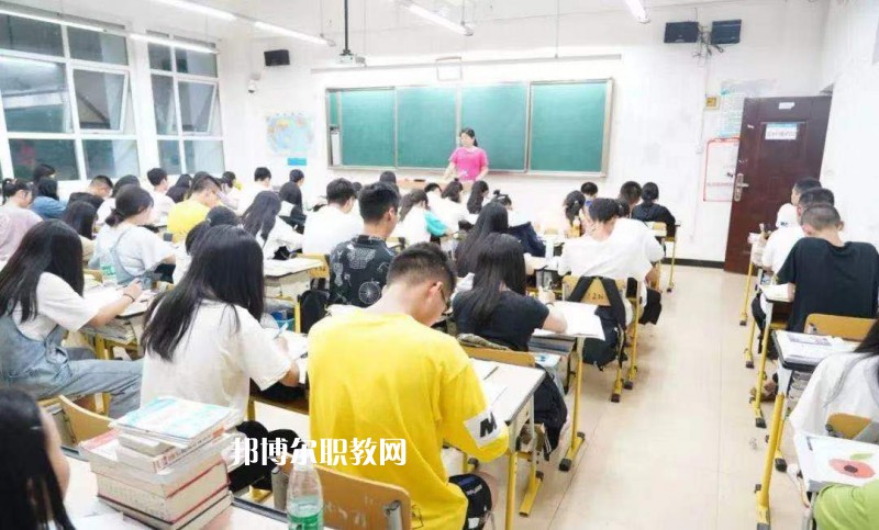 四川省仁壽縣第二高級職業(yè)中學(xué)2022年學(xué)費、收費多少