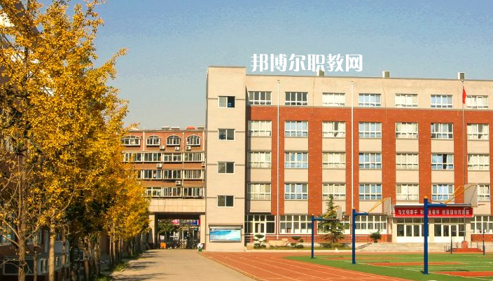 大理技師學校2022年招生辦聯系電話
