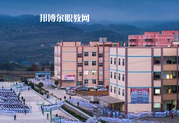 畢節(jié)工業(yè)學(xué)校2022年報(bào)名條件、招生要求、招生對(duì)象
