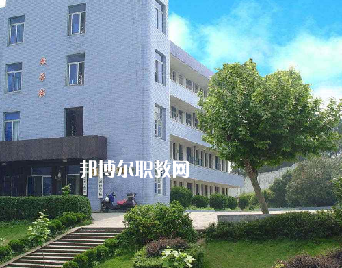 重慶潼南縣教師進(jìn)修學(xué)校2022年報(bào)名條件、招生要求、招生對象