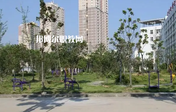 安陸中等職業(yè)技術(shù)學(xué)校2022年報(bào)名條件、招生要求、招生對(duì)象
