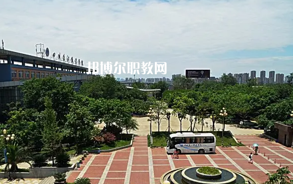四川長虹職業技術學校2022年地址在哪里