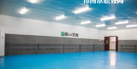 南寧市南山藝術職業技術學校2022年報名條件、招生要求、招生對象