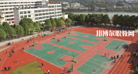 福建理工學(xué)校2023年學(xué)費(fèi)、收費(fèi)多少