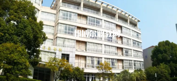 張家港市第二職業(yè)高級(jí)中學(xué)怎么樣、好不好(2023參考)