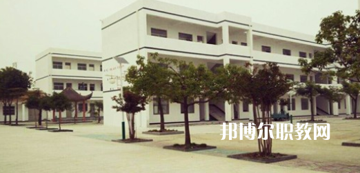 盱眙縣東方職業高級中學地址在哪里，哪個地區，哪個城市?