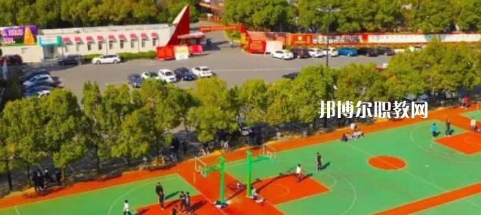 安吉上墅私立職業(yè)高級(jí)中學(xué)地址在哪里，哪個(gè)地區(qū)，哪個(gè)城市?