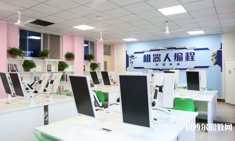 2023鄭州新華中等專業(yè)學(xué)校招生計劃 招生人數(shù)是多少(附要求、條件、對象)