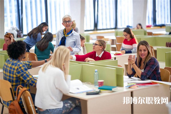 河南哪里的中專學校能讀現代農業技術專業