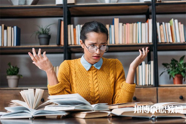 廣西哪里的中職學(xué)校能讀計算機及應(yīng)用專業(yè)