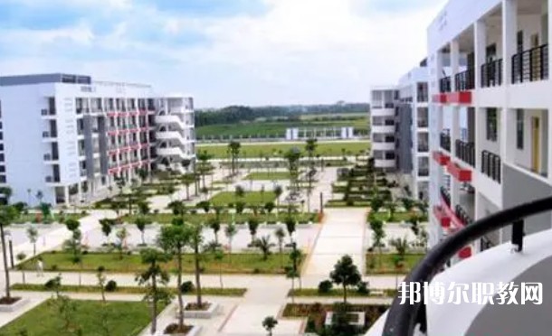2024本溪市衛(wèi)生學校招生計劃 招生人數(shù)是多少(附要求、條件、對象)