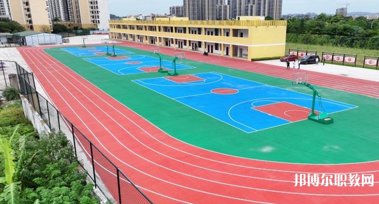2025廣西輕工技師學(xué)院預(yù)備技師班招生計劃 招生人數(shù)是多少(附要求、條件、對象)